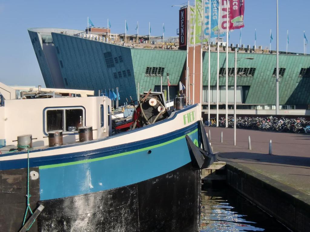 Hotelboat Fiep Амстердам Екстер'єр фото