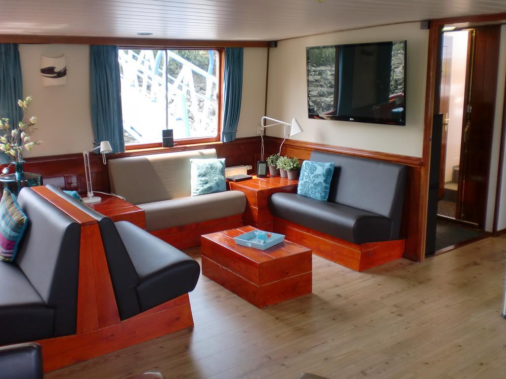 Hotelboat Fiep Амстердам Екстер'єр фото